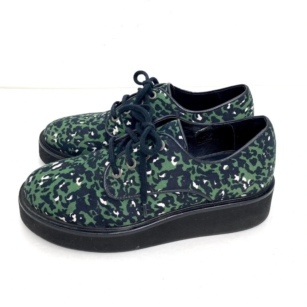 AGNES b Leopard Canvas Platform Oxfords Shoes in Green Size 7
